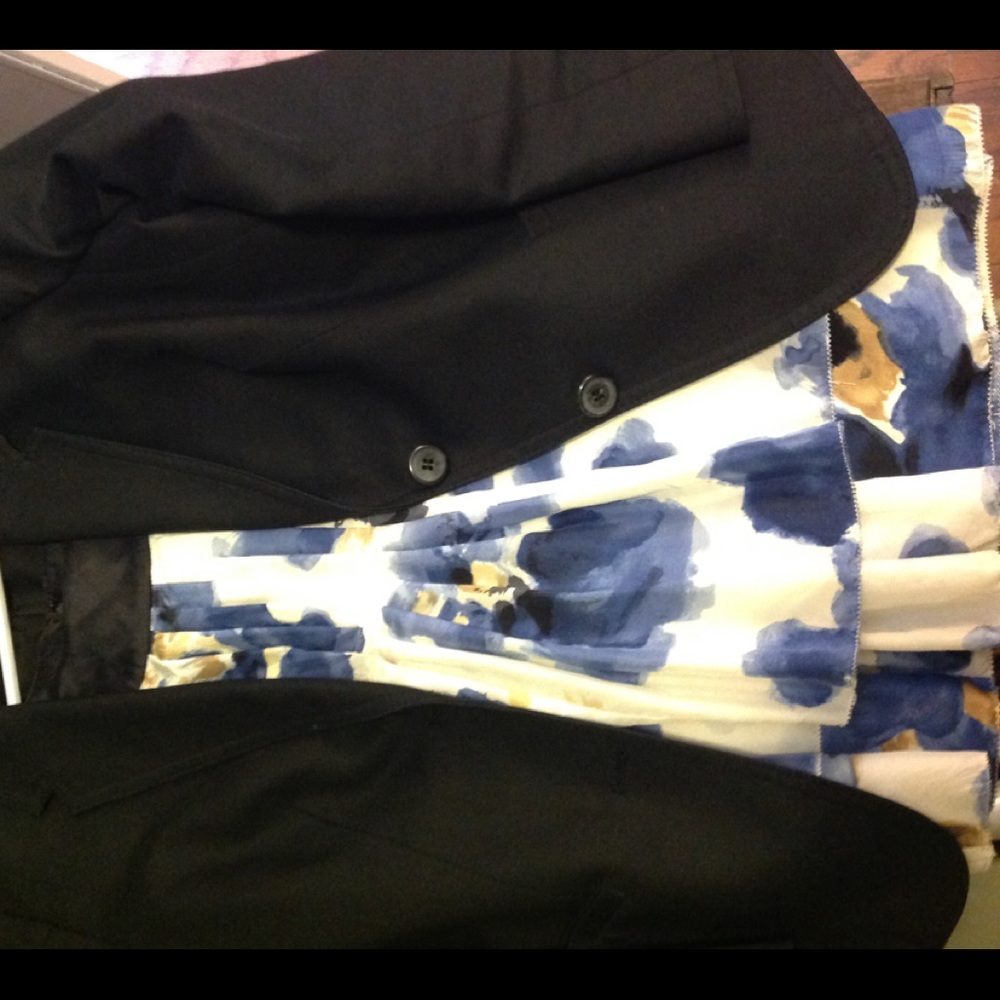 Ann Taylor Shell - Picture 2 of 5